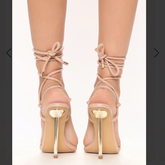 Never worn nude leather heeled sandals - Picture 3 of 7